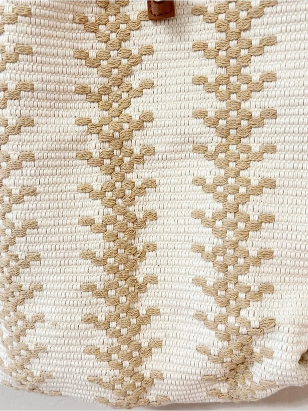 LULLA Collection Fringe Woven Tote Bag - Picture 2 of 9